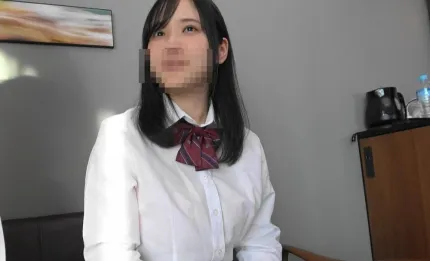 FC2PPV-4852089 無某坂系列大胸美少女被色情浸透的淫蕩女孩