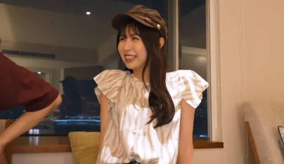 FC2PPV-4592236 讓人忍不住想把手放在一起的終極鞭打大學生