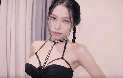 黑裙高跟越南妹中出潮吹不可少