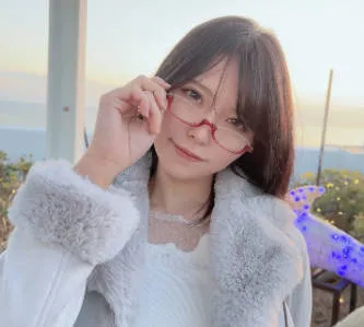 FC2PPV-3317484 魅力十足的傲嬌G罩杯美牙師