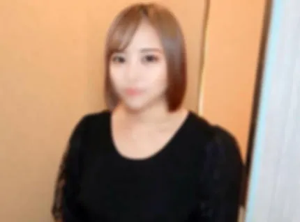 FC2PPV-4498665 嬰兒臉美女和私人偷●中出2回合