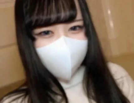 FC2PPV-4605722 射進嬌小女人的緊緻陰部