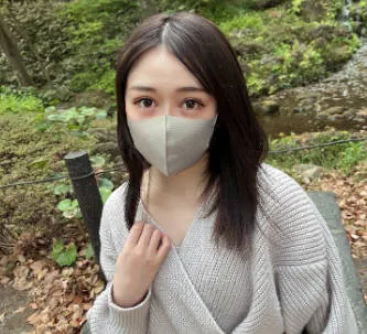 FC2PPV-3499445 我把剛搬到東京的女大學生帶到公園的小廁所