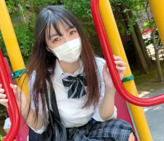 FC2PPV-3077136 來自網球名校的可愛運動少女