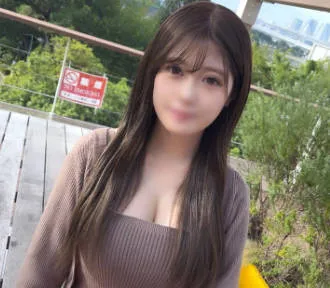 FC2PPV-4024079 行走的淫女