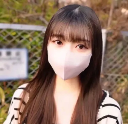 FC2PPV-4352690 零經驗處女無戀愛經驗的地下偶像