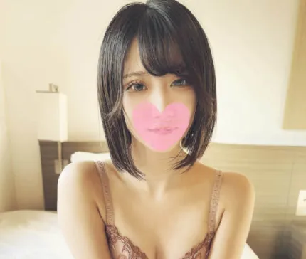 FC2PPV-4030206 苗條酒保女孩