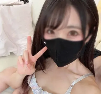 FC2PPV-4594529 深深的法式熱吻