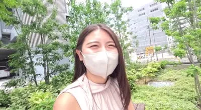 FC2PPV-4719111 超級精英降臨22歲新入職頂級商社的應屆生