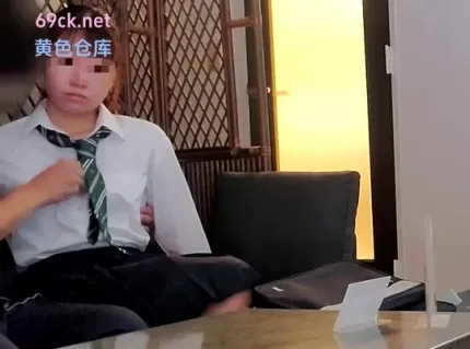 FC2PPV-3879778 桌球妹週末歸途汗水濕穴遭舔射