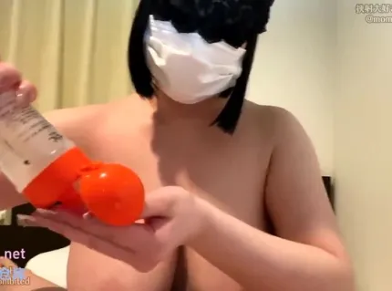 FC2PPV-4885918 巨乳醬連發八次縱插推奶