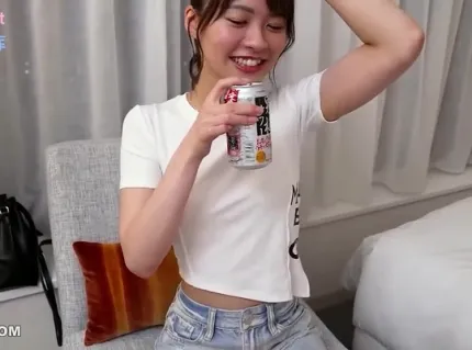 FC2PPV-4597361 人氣女主播半載離職初登色情慾