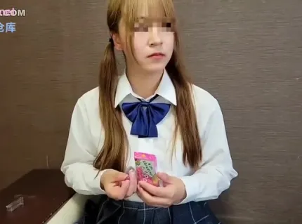 FC2PPV-3835963 雙馬尾混血少女酒店隱拍高潮痙攣