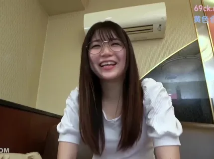 FC2PPV-4631457 高材女大學生首度偷情慘