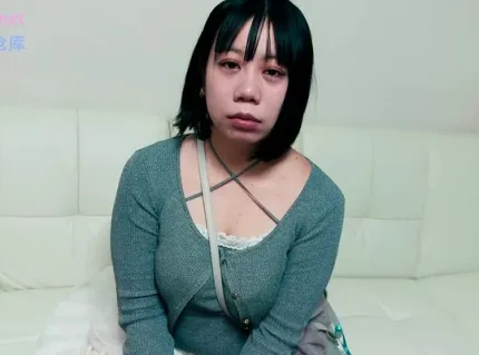 FC2PPV-4904245 巨胸服務員狂噴八發連射不止