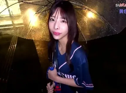 FC2PPV-4451476 嬌嫩少女被大叔巨根征服雙射