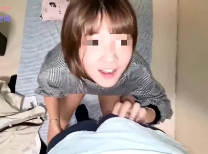 FC2PPV-4724489 軟柿子新婚少婦連射三人混戰淪陷