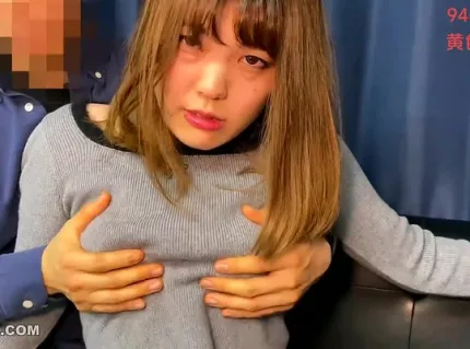 FC2PPV-4522417 臉熟翹臀女優被操慘遭射爆