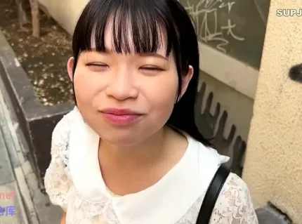 FC2PPV-3175994 純情美少女十八歲首播連綿歡愉