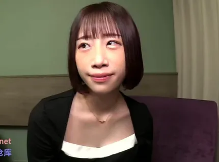 FC2PPV-4963391 剛入職羞澀美少女狂舔雙射失身