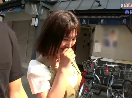 FC2PPV-4580877 贈禮邀約爆乳美嬌娘酒店獻身