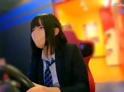 FC2PPV-4660514 十八歲嚴苛少女遭玩弄高潮不斷