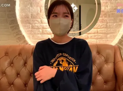FC2PPV-3746279 短髮女大學生遭電棍折磨狂插失守