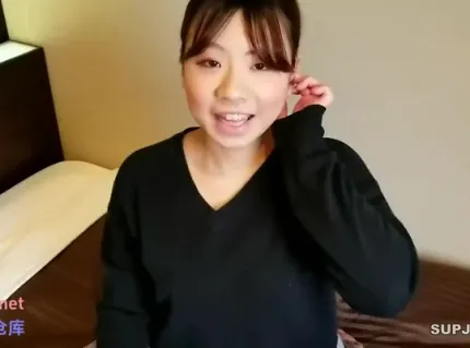FC2PPV-4593438 女主自願中出狂噴享歡愉