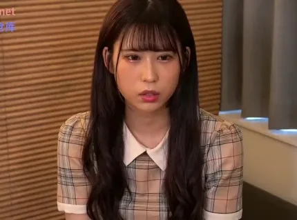 FC2PPV-1898001 清純偶像臉少女緊緻陰戶狂插