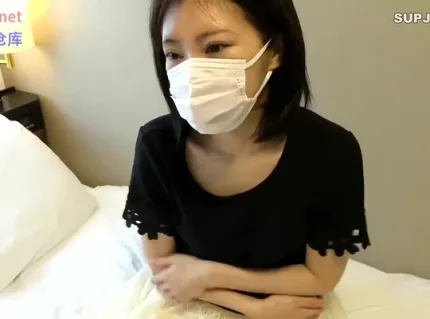 FC2PPV-4145923 小氣奧婦表面正經實則貪慾淪陷