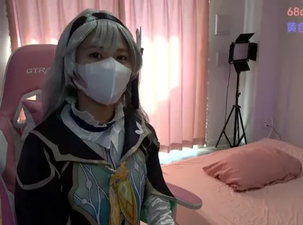 FC2PPV-4689786 童貞少年對決爆乳美少女
