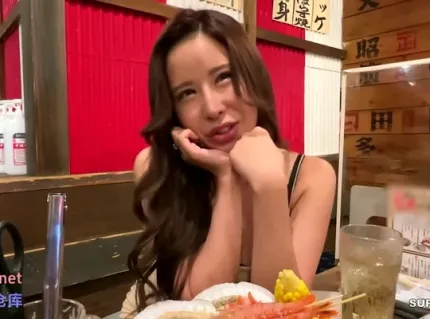 FC2PPV-3130190 最強酒廊女王口內射精中出臉射