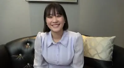 FC2PPV-4352665 H杯爆乳寫真模特兒優菜醬中出