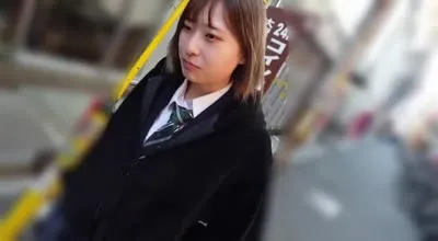 FC2PPV-4242545 學校翹課中的美形學生