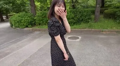 FC2PPV-4742218 美麗的妻子陷入了無性婚姻
