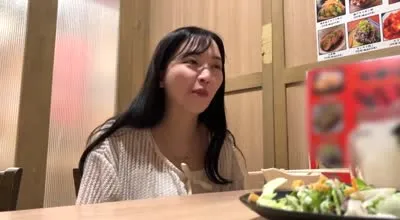 FC2PPV-4588829 零遭遇的31歲失意美女老師麻友我射出大量濃稠精液