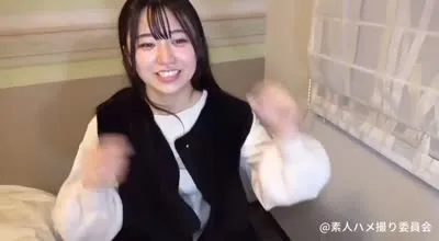 FC2PPV-3798312 胸部豐滿的高中女生進行認真的高潮性愛