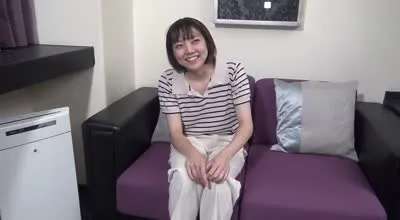 FC2PPV-3878281 超級苗條可愛的大學生