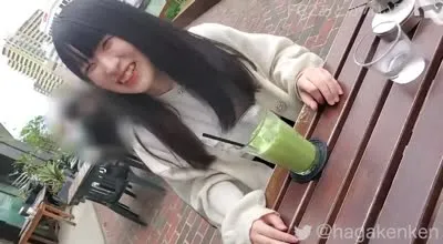 FC2PPV-3613098 擁有可愛G罩杯胸圍的苗條美女