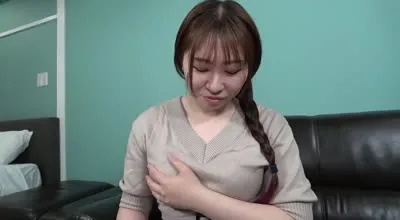 FC2PPV-3349980 美麗純真的人妻充滿成人的性感魅力