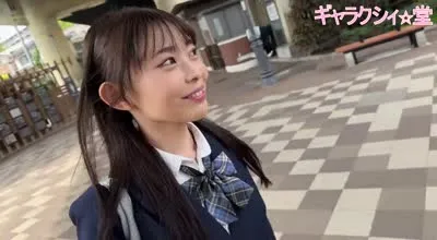 FC2PPV-4785845 以她本人為主角的奶油派性愛影片
