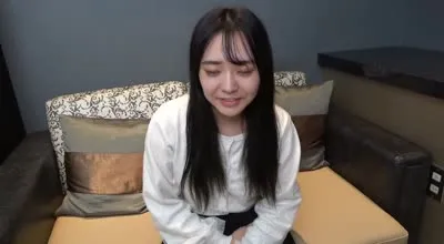FC2PPV-4584120 名門早大一年級美咲醬·E罩杯美腿沉淪