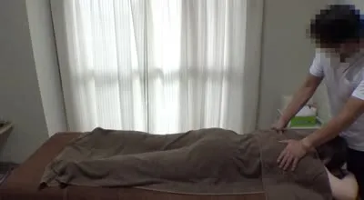 FC2PPV-4583886 宛如初體驗的羞澀巨乳肉感妹