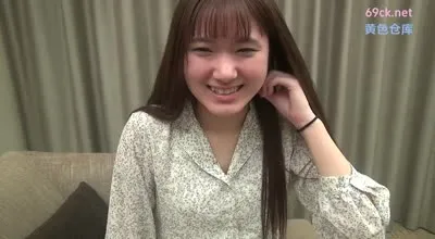 FC2PPV-1207332 害羞的小臉美女