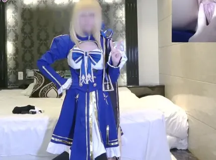 FC2PPV-4849827 細身卻有E罩杯模特兒玩FateGrandOrder美少女塞弗爾特崩潰星光鐵道同步使用透明震動棒自慰實錄