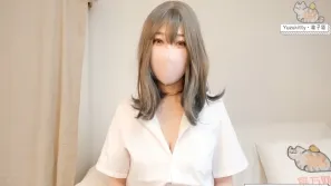 美女姐姐現場教你足交 柚子貓