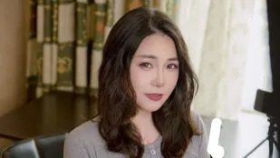 H罩杯網黃直播主璐咪粉嫩奶頭濕黏嫩穴超多情趣玩具自慰直播