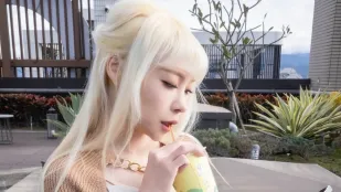 美人OL香月遙衣午休期間飲料被下藥昏睡