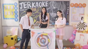 情色69班班長的特殊討好技巧 季妍希 林嫣