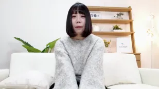 身材豐滿的少婦第一次拍攝成人視頻